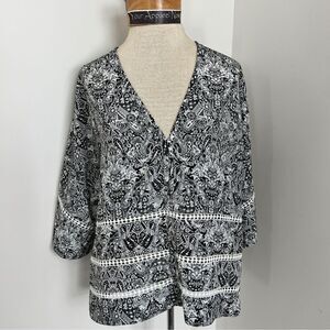 IRO Black & White Patterned Half Sleeves Blouse size 38 (412)